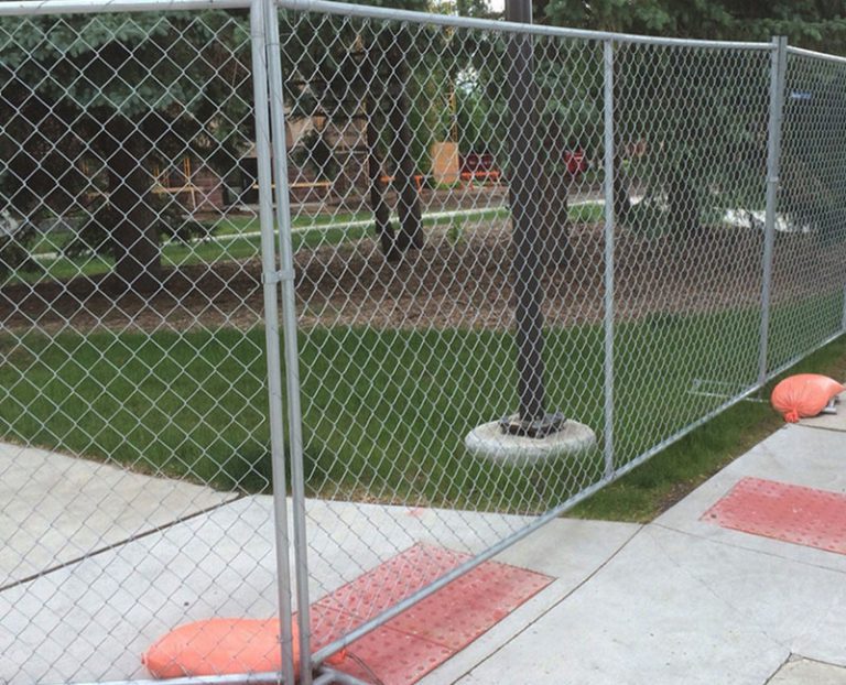 What is The Cheapest Fencing to Build? FENCE DEPOT