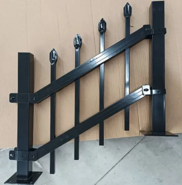 Spear Top Rackable Fence