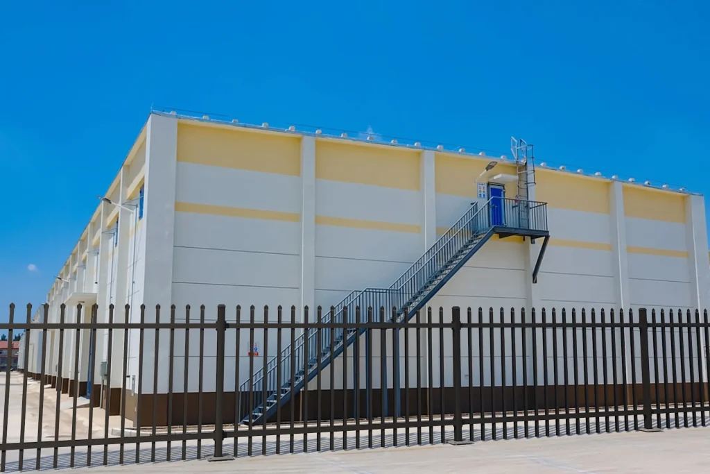 Spear Top Fence