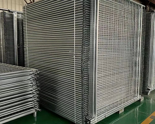 Temporary Fence Packaging