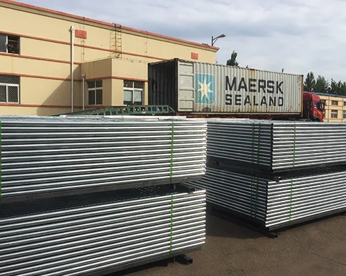 Temporary Fence Packaging