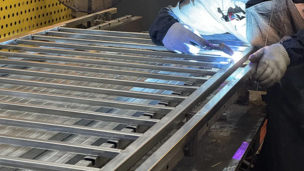welded fence 