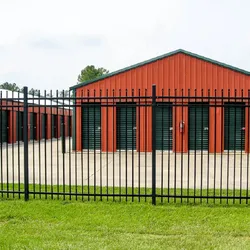 Aluminum 3 Rails Spear Top fence application