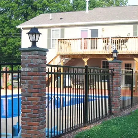 Aluminum Flat Top Fence With Spear application