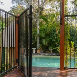 Aluminum Flat Top Gate Application
