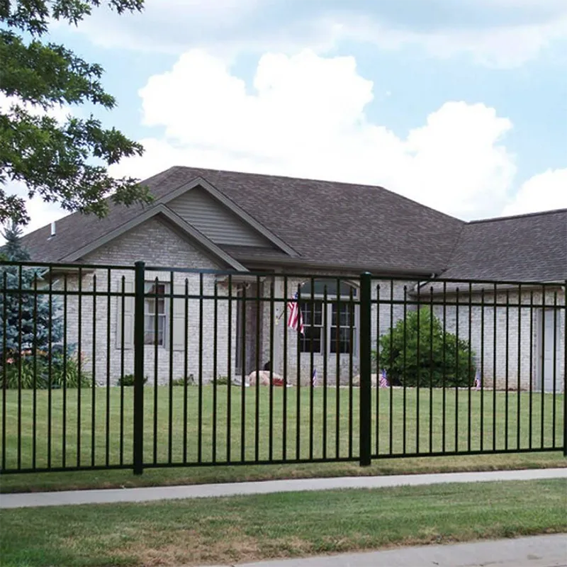Aluminum Flat Top with Spear Fence Application