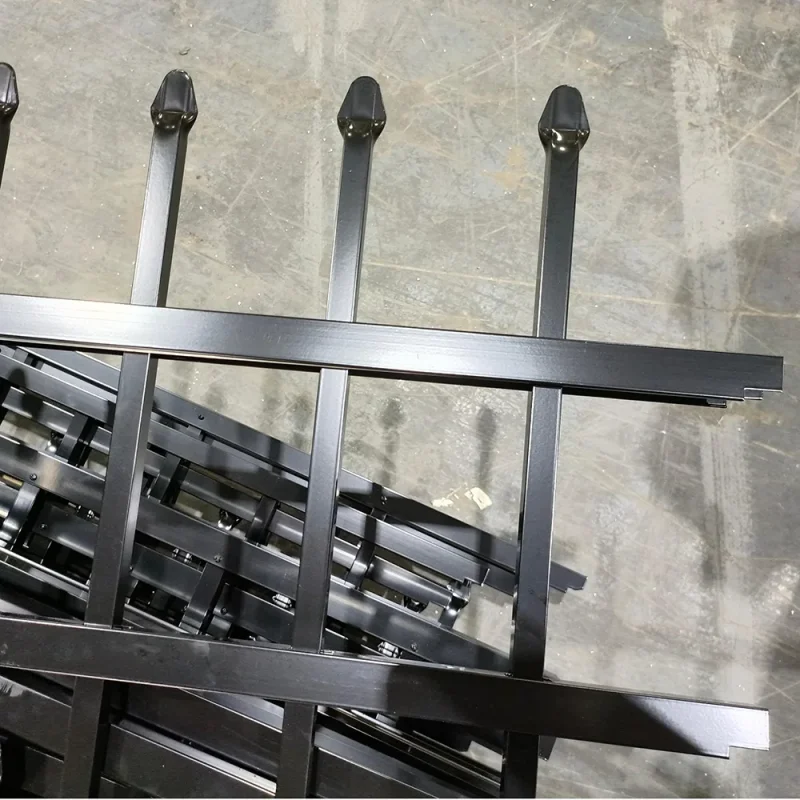 Black Powder Coated 3 Rail Aluminum Press Point Fence Detail