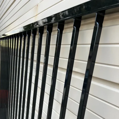 steel biasable fence detail