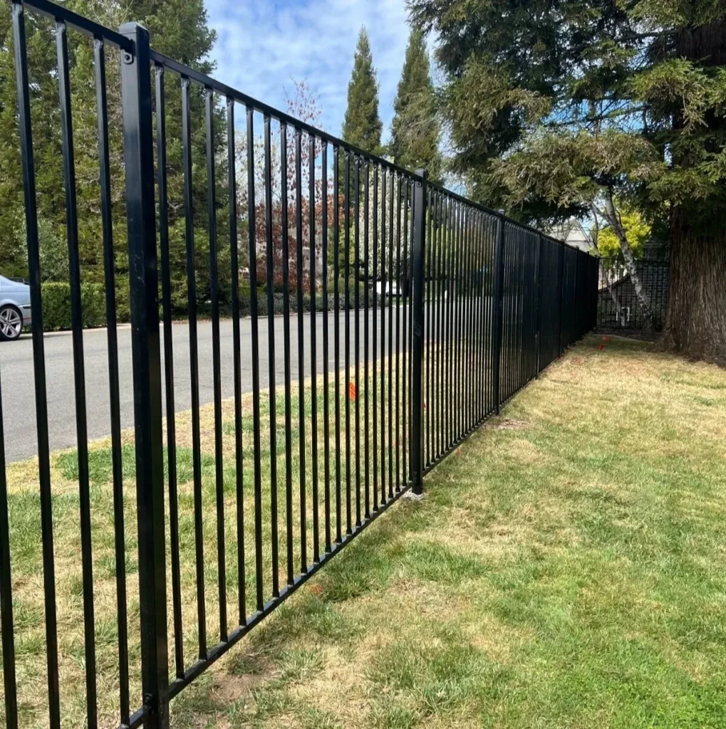 steel biasable fence application