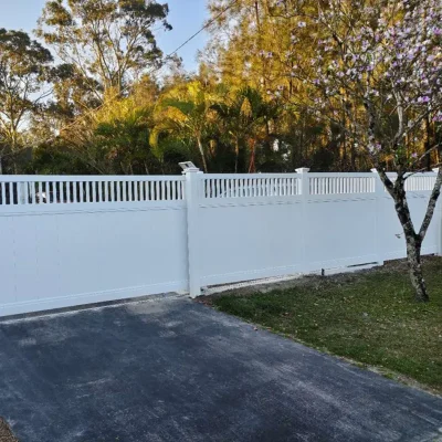 6ft vinyl picket privacy fence Application